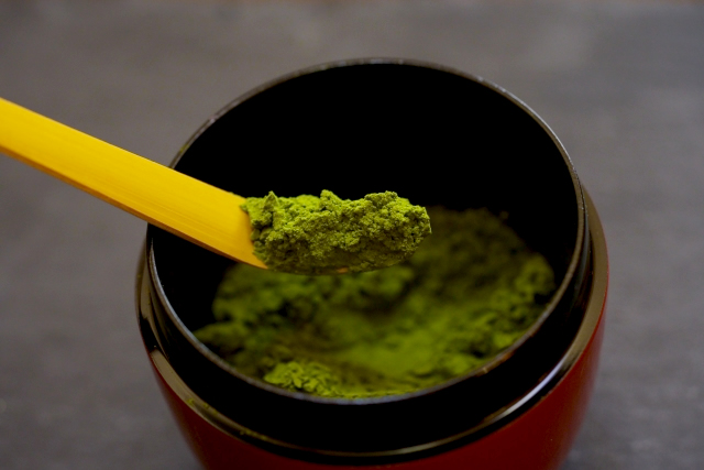 Matcha scoop
